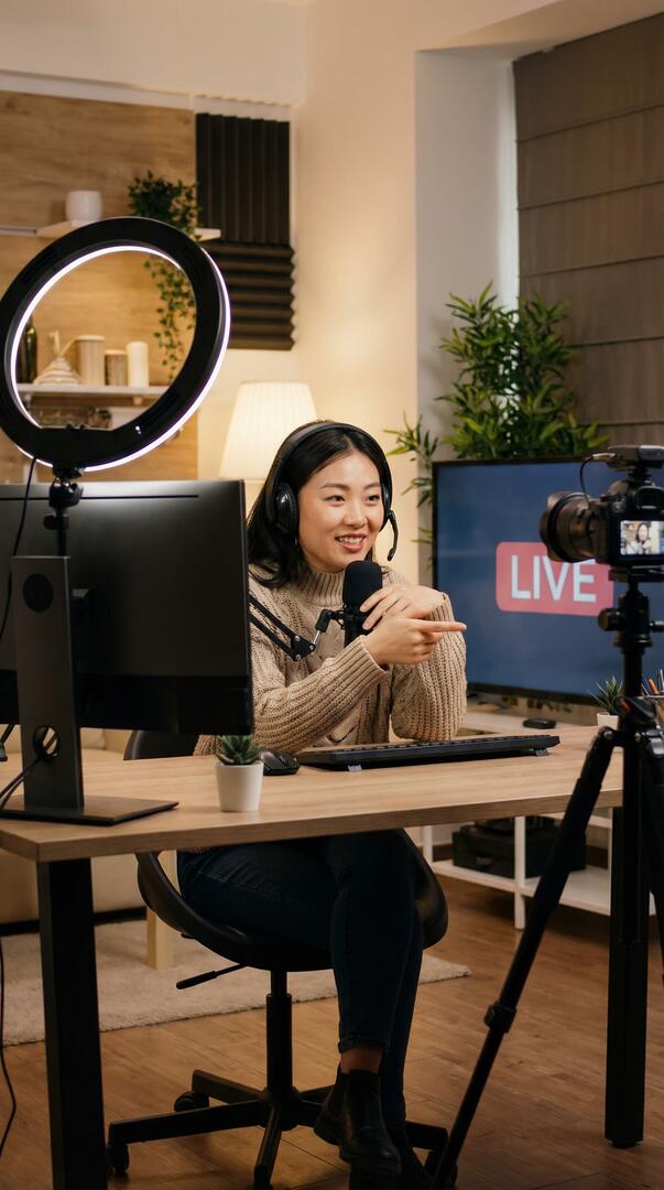 偷拍自拍社区美图